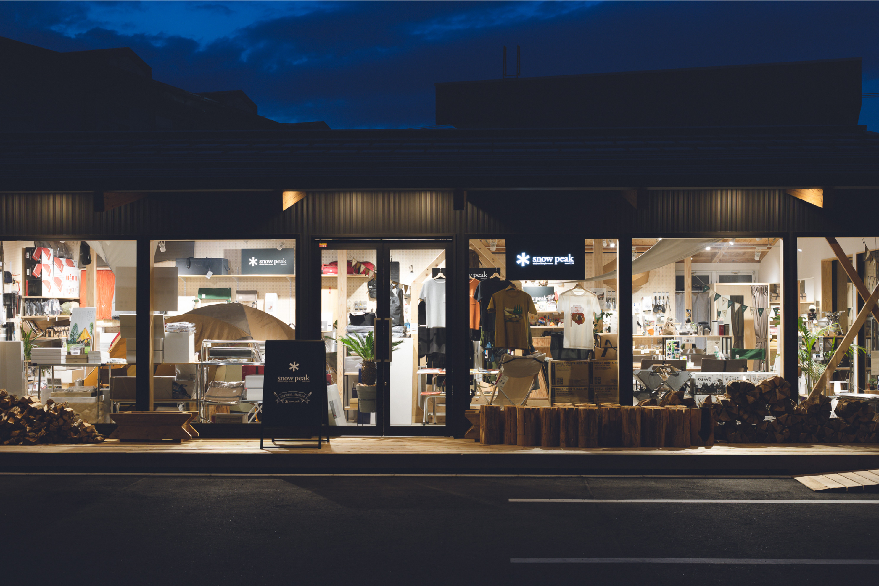 スノーピーク アーバンアウトドアショップ ショップインショップ山形